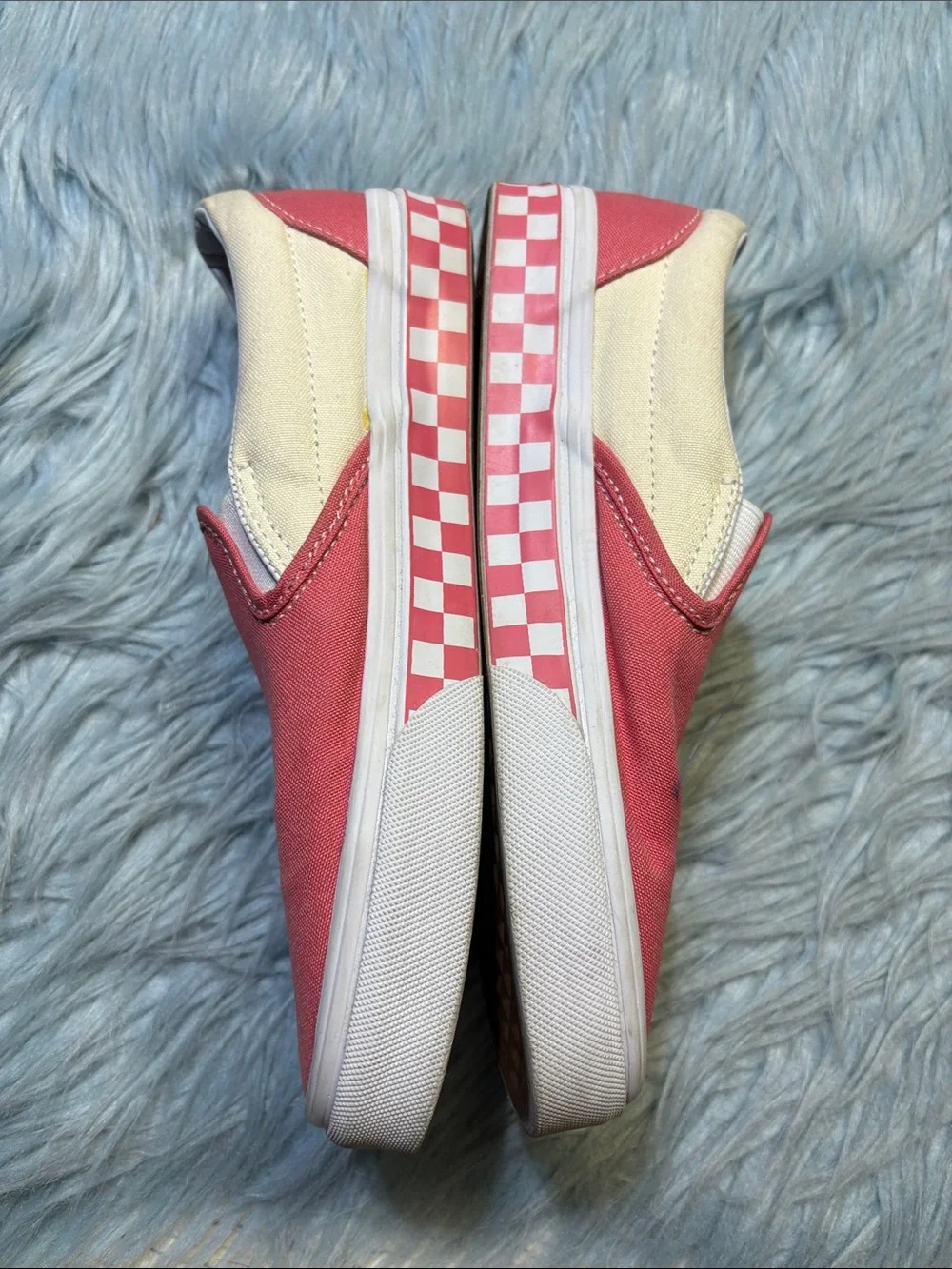 Vans Classic Slip-On Canvas Sneakers in Coral Pink sz 6.5